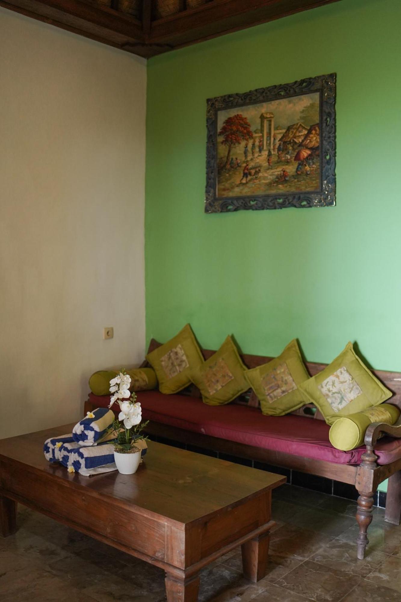Apa Kabar Villas Amed Екстериор снимка