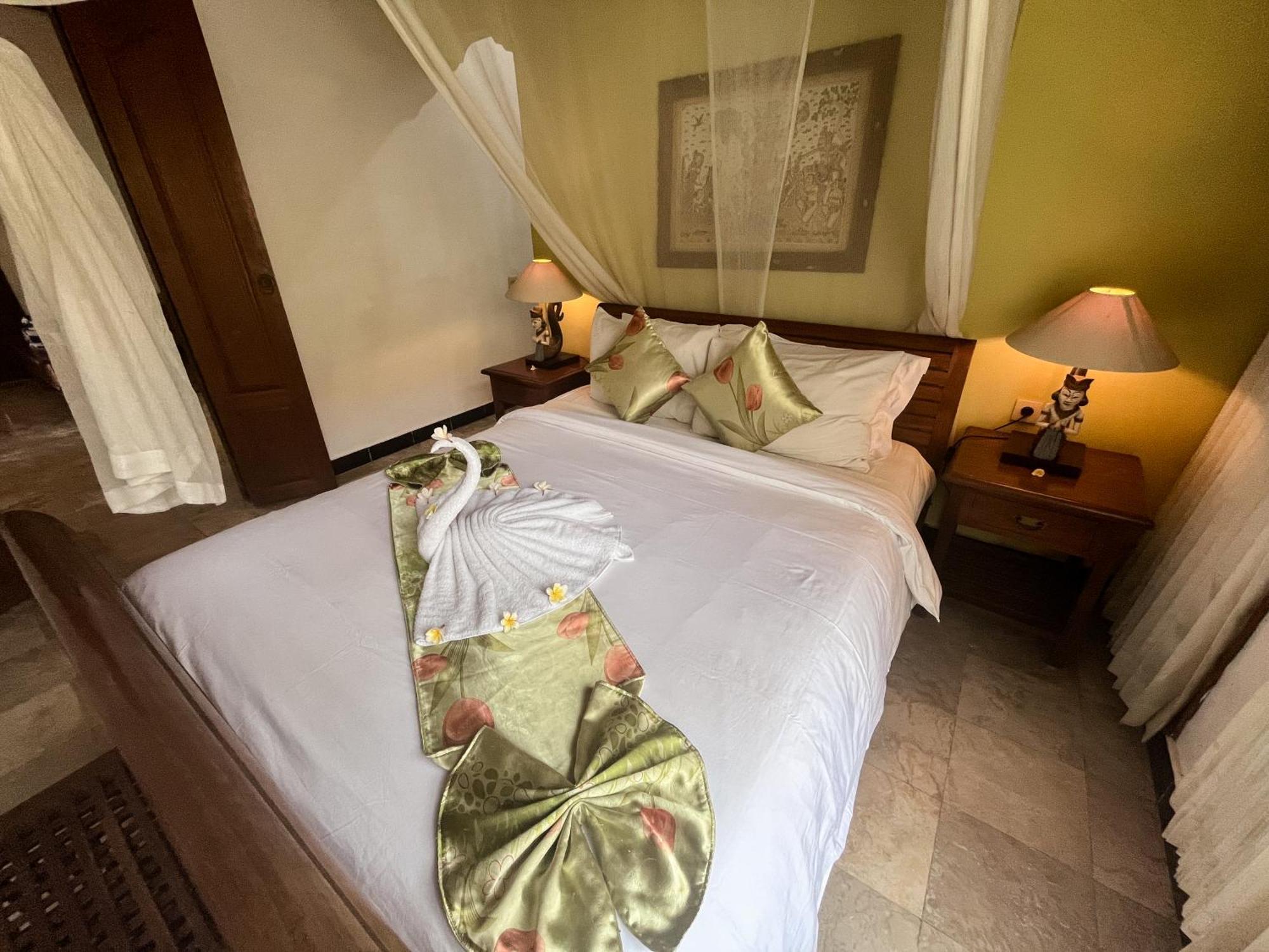 Apa Kabar Villas Amed Екстериор снимка